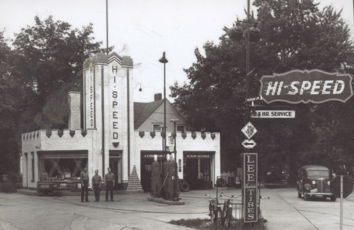 Lansing Michigan Hi Speed Gas Station (newer photo)